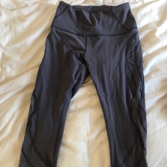 lululemon athletica Pants - Lululemon cropped leggings